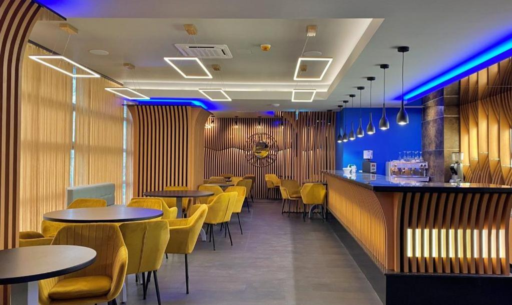 Hotel Condor Tulcea Exterior foto